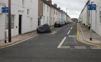 Stanley Street cycle contraflow signage and road markings