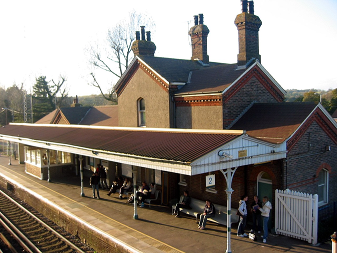  The station building and platform canopy, taken from the footbridge.