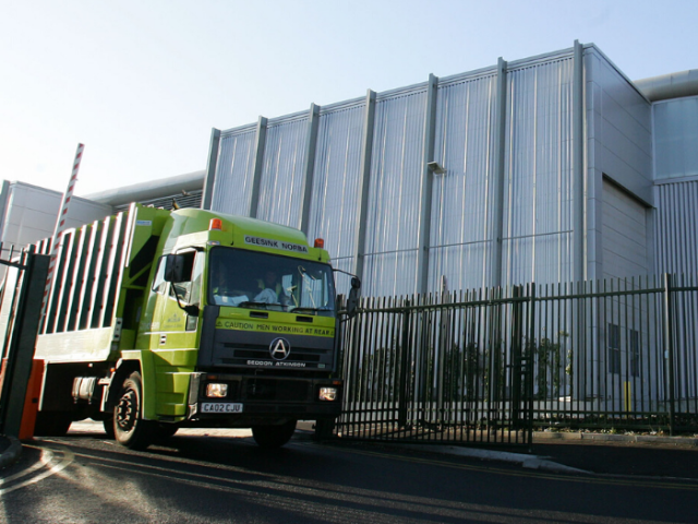 Cityclean truck at the waste transfer facility