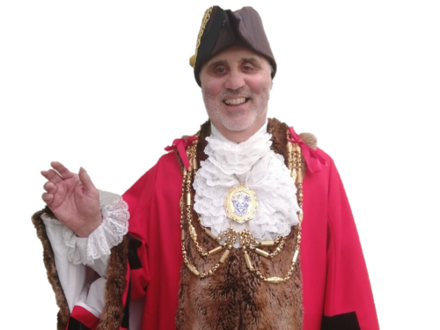 The Mayor, Councillor Alan Robins