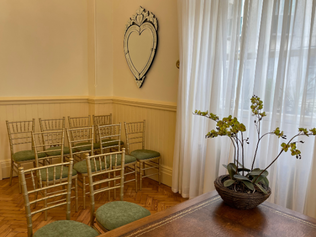 Photograph of the Fitzherbert Room in Brighton Town Hall
