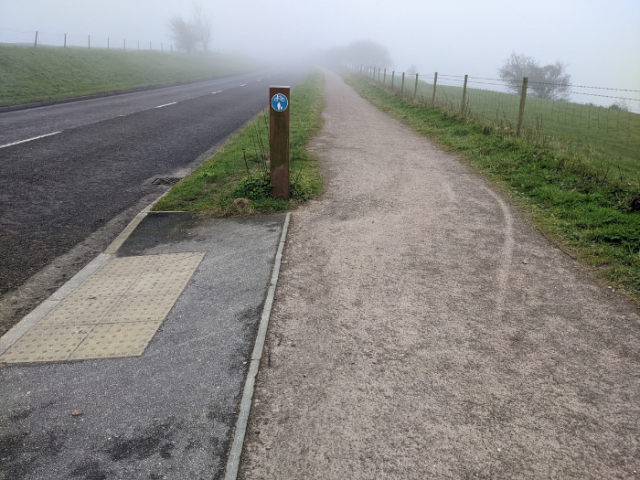 A picture of a gravel path