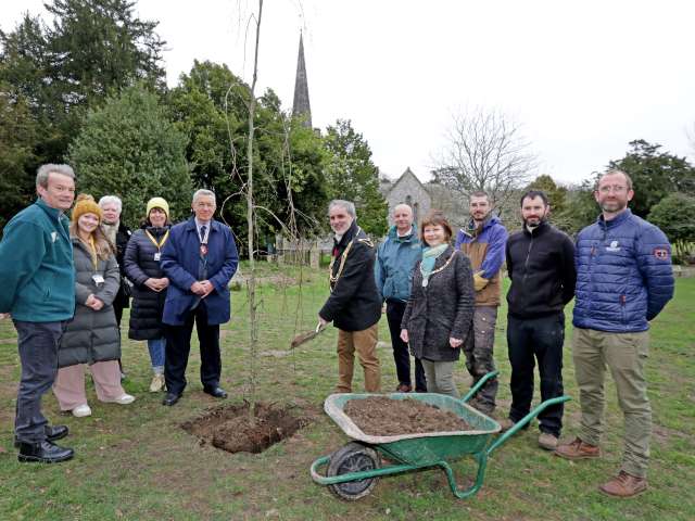 The Mayor of Brighton & Hove, East Sussex Deputy Lieutenant, Jim May, residents and members of City Park's team