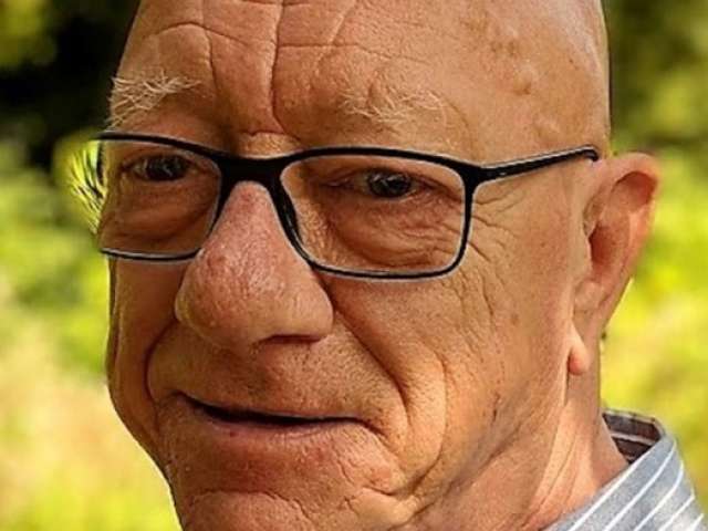 Image of Councillor Robert McIntosh