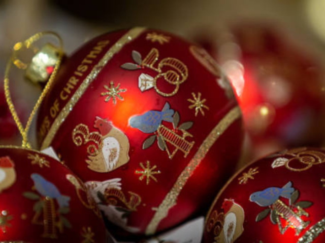Picture of a Christmas bauble