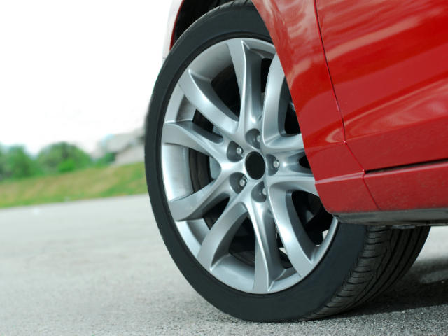 A picture of a car wheel
