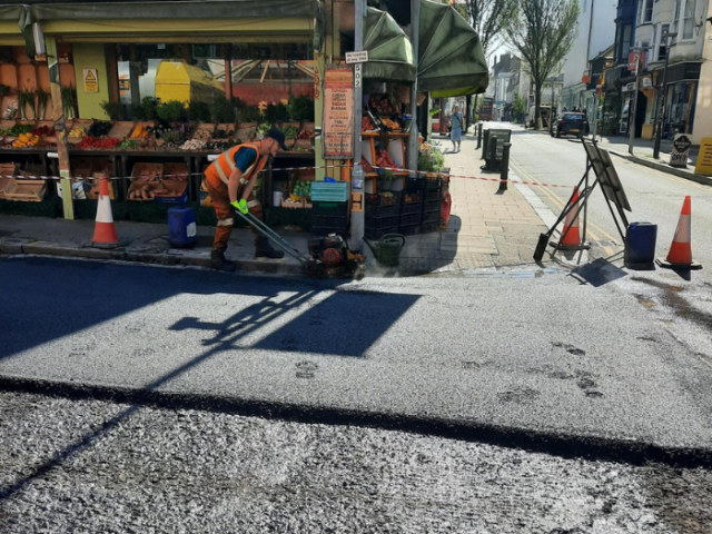 Resurfacing work on High St in Kemptown.