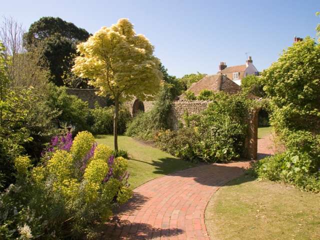 Kipling Gardens